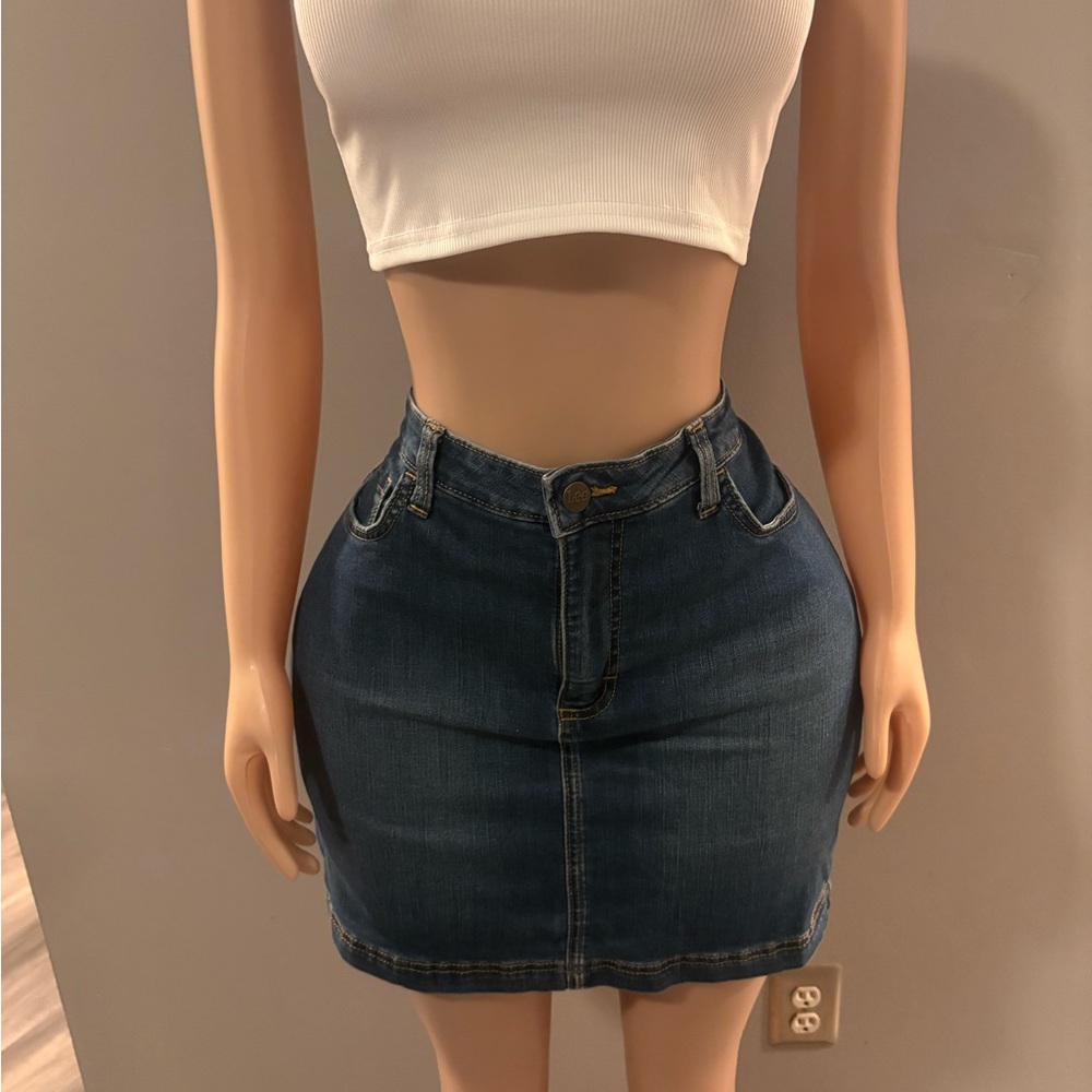 Lee Dark Blue Mini Skort - Picture 4 of 4